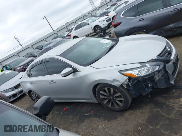 2017 Nissan Altima SV with VIN 1N4AL3AP8HC174357, listed as a IAAI auction lot 41720285 with 178,881 mi miles and . Bid and sale history available at DreamBid. Image 13.