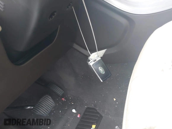 2020 Land Rover Range Rover Sport HSE with VIN SALWR2SU3LA746722, listed as a IAAI auction lot 41329212 with Not provided miles and . Bid and sale history available at DreamBid. Image 11.