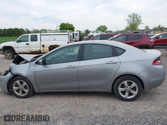 2015 Dodge Dart SXT z VIN 1C3CDFBB0FD319570, wystawiony jako IAAI lot #42248388 z przebiegiem 275 264 mil mil oraz . Historia ofert i sprzedaży dostępna na DreamBid. Obrazek 14.