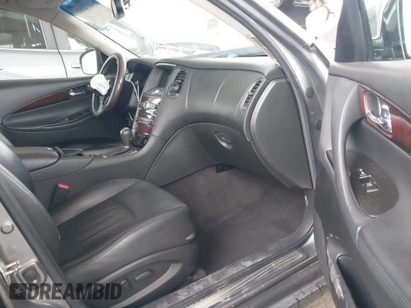 2011 Infiniti EX Journey z VIN JN1AJ0HP0BM802498, wystawiony jako IAAI lot #42172152 z przebiegiem 157 035 mil mil oraz . Historia ofert i sprzedaży dostępna na DreamBid. Obrazek 5.
