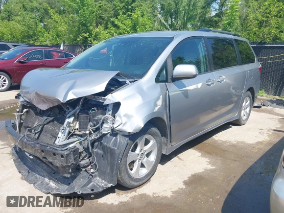 2018 Toyota Sienna LE Auto Access Seat with VIN 5TDKZ3DC9JS904884, listed as a IAAI auction lot 42132992 with 157,974 mi miles and . Bid and sale history available at DreamBid. Image 19.