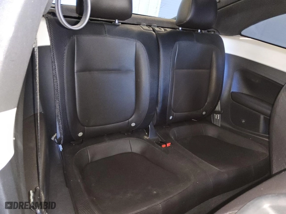 2012 Volkswagen Beetle 2.5L w/Sun/Sound/Nav PZEV with VIN 3VWHP7AT5CM638470, listed as a Copart auction lot 83471284 with 87,912 mi miles and Clean Title. Bid and sale history available at carsss.com. Image 10.