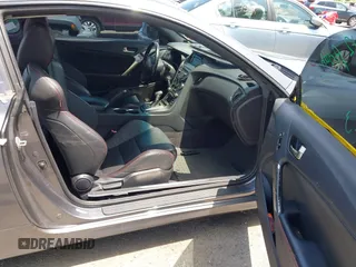 2014 Hyundai Genesis Coupe 2.0T with VIN KMHHT6KD6EU114447, listed as a IAAI auction lot 42561898 with 101,453 mi miles and . Bid and sale history available at DreamBid. Image 5.