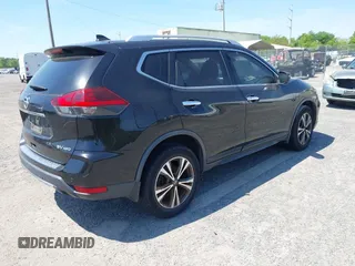 2019 Nissan Rogue SV with VIN JN8AT2MV8KW379699, listed as a IAAI auction lot 42132661 with 1 mi miles. Bid and sale history available at carsss.com. Image 4.