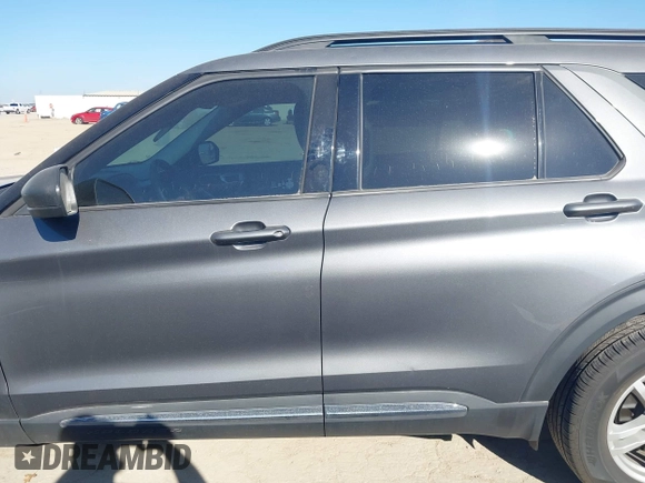 2023 Ford Explorer XLT with VIN 1FMSK7DH4PGB05813, listed as a IAAI auction lot 41761801 with 11,191 mi miles. Bid and sale history available at carsss.com. Image 14.