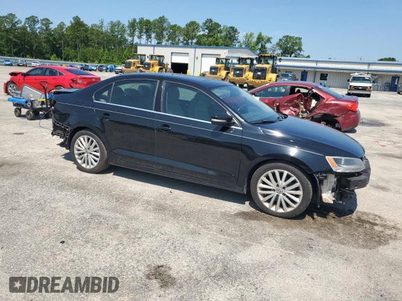 2011 Volkswagen Jetta SEL with VIN 3VWLX7AJ4BM038952, listed as a Copart auction lot 61902015 with 163,022 mi miles and Salvage title. Bid and sale history available at DreamBid. Image 4.