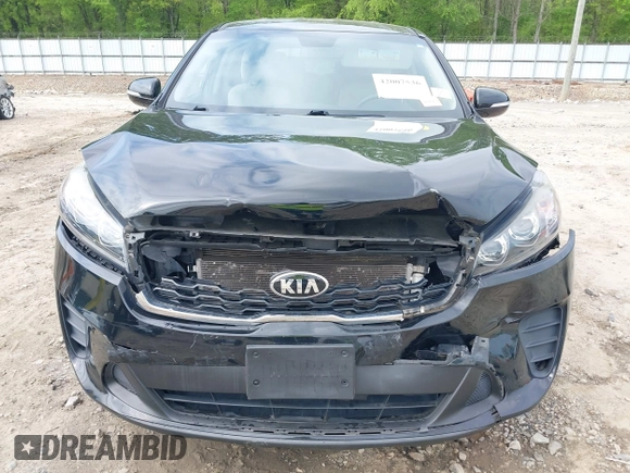 2019 Kia Sorento LX V6 with VIN 5XYPGDA55KG487091, listed as a IAAI auction lot 42007536 with 94,711 mi miles. Bid and sale history available at carsss.com. Image 6.