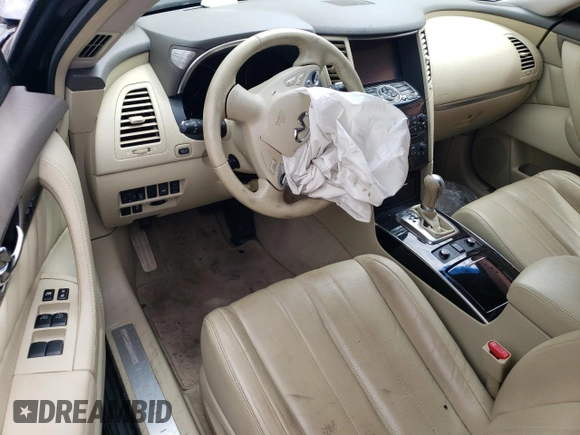 2017 Infiniti QX70 z VIN JN8CS1MW5HM410765, wystawiony jako Copart lot #55641545 z przebiegiem Nie podano mil oraz Szkoda całkowita • Salvage title. Historia ofert i sprzedaży dostępna na DreamBid. Obrazek 8.