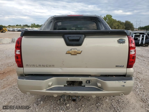 2008 Chevrolet Avalanche LT w/1LT with VIN 3GNFK12308G115133, listed as a Copart auction lot 72465614 with 147,996 mi miles and Salvage Title. Bid and sale history available at carsss.com. Image 6.
