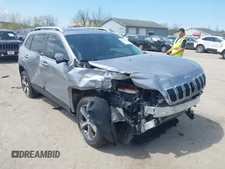 2020 Jeep Cherokee Limited with VIN 1C4PJMDX5LD617675, listed as a IAAI auction lot 42109150 with 43,282 mi miles and . Bid and sale history available at DreamBid. Image 1.