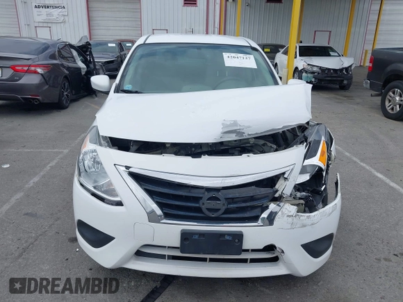 2015 Nissan Versa SV with VIN 3N1CN7AP7FL812770, listed as a IAAI auction lot 42047127 with 112,151 mi miles. Bid and sale history available at carsss.com. Image 12.