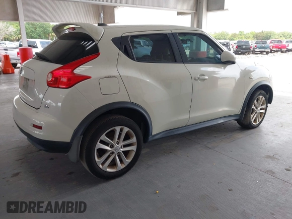 2011 Nissan Juke SV with VIN JN8AF5MR3BT014165, listed as a IAAI auction lot 42211353 with 125,731 mi miles and . Bid and sale history available at carsss.com. Image 4.