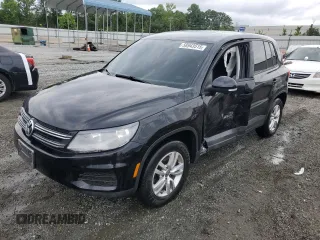 2012 Volkswagen Tiguan SE with VIN WVGAV7AX5CW593829, listed as a Copart auction lot 58943515 with 153,172 mi miles and Salvage title. Bid and sale history available at DreamBid. Image 1.