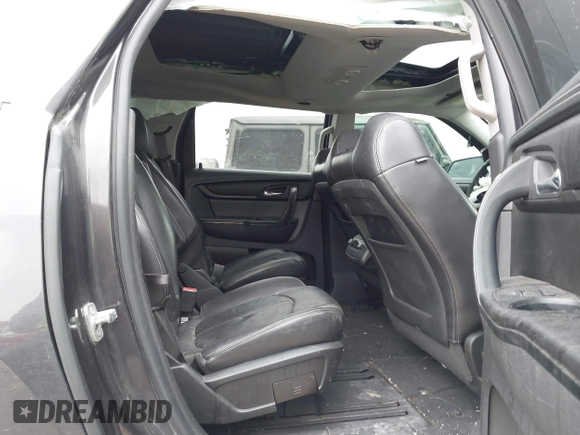 2013 GMC Acadia SLT with VIN 1GKKRRKD0DJ145630, listed as a IAAI auction lot 41639940 with 171,741 mi miles. Bid and sale history available at carsss.com. Image 8.