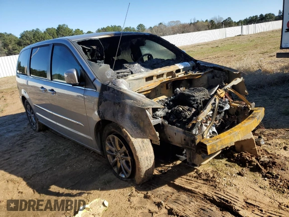 2016 Chrysler Town & Country S with VIN 2C4RC1HG7GR138236, listed as a Copart auction lot 46310005 with 0 mi miles and Salvage Title. Bid and sale history available at carsss.com. Image 4.