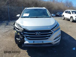 2017 Hyundai Tucson SE with VIN KM8J3CA48HU540372, listed as a IAAI auction lot 41814051 with 155,499 mi miles. Bid and sale history available at carsss.com. Image 13.
