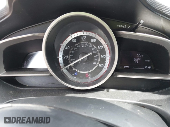 2014 Mazda 3 i Grand Touring z VIN JM1BM1M75E1151329, wystawiony jako IAAI lot #42248334 z przebiegiem 138 748 mil mil oraz . Historia ofert i sprzedaży dostępna na DreamBid. Obrazek 7.