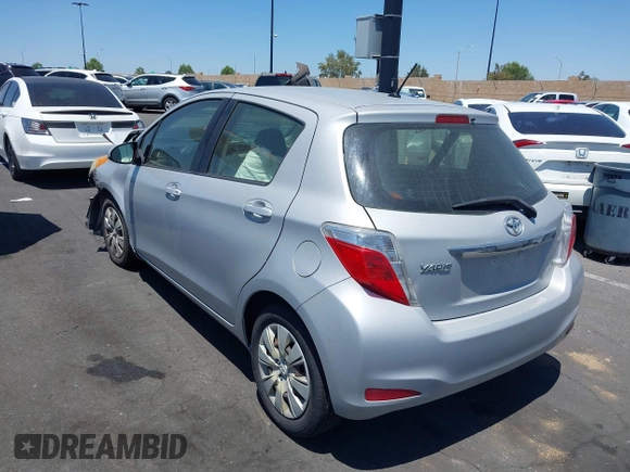 2012 Toyota Yaris L z VIN JTDKTUD3XCD533644, wystawiony jako IAAI lot #42286777 z przebiegiem 149 185 mil mil oraz . Historia ofert i sprzedaży dostępna na DreamBid. Obrazek 3.