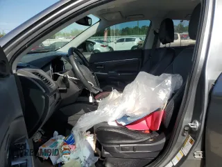 2018 Mitsubishi Outlander SEL z VIN JA4AP4AW1JU001625, wystawiony jako Copart lot #53531915 z przebiegiem 227 043 mil mil oraz Szkoda całkowita • Salvage title. Historia ofert i sprzedaży dostępna na DreamBid. Obrazek 7.