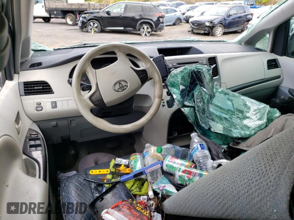 2014 Toyota Sienna L with VIN 5TDZK3DC8ES520037, listed as a Copart auction lot 54092715 with Not provided miles and Salvage title. Bid and sale history available at DreamBid. Image 8.