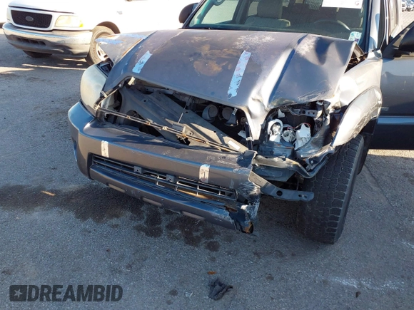 2006 Toyota 4Runner SR5 with VIN JTEZU14R060071424, listed as a IAAI auction lot 41154870 with 95,901 mi miles and . Bid and sale history available at DreamBid. Image 6.