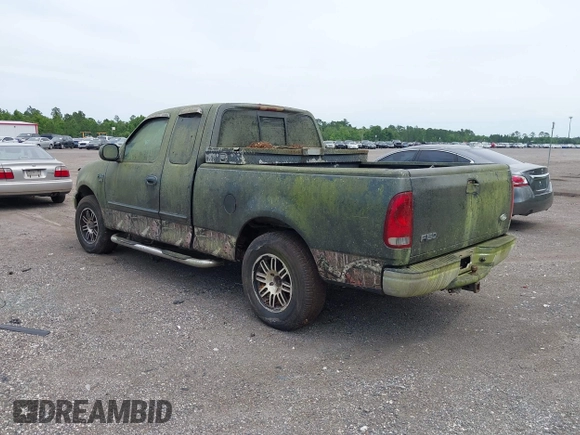2001 Ford F-150 XL z VIN 1FTRX17L21NA34986, wystawiony jako IAAI lot #42334380 z przebiegiem Nie podano mil oraz . Historia ofert i sprzedaży dostępna na DreamBid. Obrazek 3.