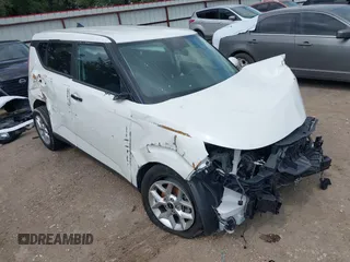 2023 Kia Soul LX with VIN KNDJ23AU2P7851980, listed as a IAAI auction lot 42115709 with 1 mi miles. Bid and sale history available at carsss.com. Image 1.