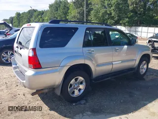 2007 Toyota 4Runner SR5 with VIN JTEZU14R470095968, listed as a IAAI auction lot 42700347 with 330,409 mi miles and . Bid and sale history available at DreamBid. Image 6.