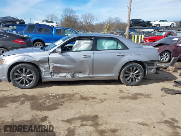 2014 Chrysler 300 with VIN 2C3CCAGG7EH255782, listed as a IAAI auction lot 41689454 with 148,912 mi miles. Bid and sale history available at carsss.com. Image 14.
