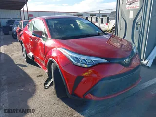 2020 Toyota C-HR LE with VIN JTNKHMBX6L1069871, listed as a IAAI auction lot 41626456 with 31,200 mi miles. Bid and sale history available at carsss.com. Image 1.