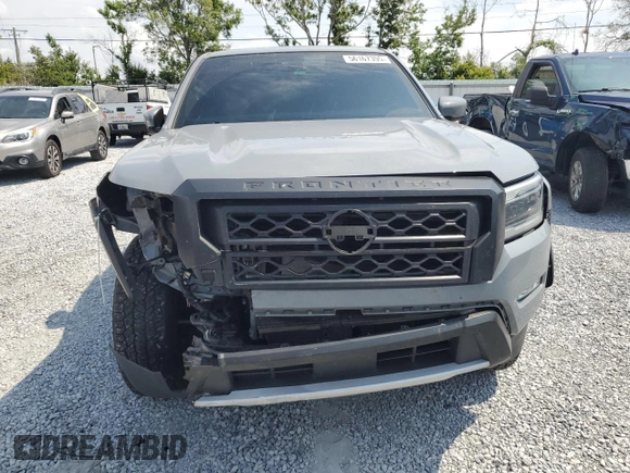 2024 Nissan Frontier SV z VIN 1N6ED1EJ9RN612373, wystawiony jako Copart lot #56167395 z przebiegiem 29 620 mil mil oraz Szkoda całkowita • Salvage title. Historia ofert i sprzedaży dostępna na DreamBid. Obrazek 5.