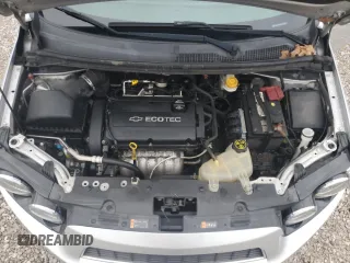 2016 Chevrolet Sonic LS z VIN 1G1JA5SH8G4110193, wystawiony jako Copart lot #45536835 z przebiegiem 116 239 mil mil oraz Szkoda całkowita • Salvage title. Historia ofert i sprzedaży dostępna na DreamBid. Obrazek 12.