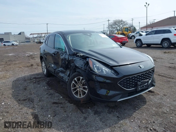 2020 Ford Escape SE with VIN 1FMCU0G67LUB94143, listed as a IAAI auction lot 42033681 with 34,180 mi miles and . Bid and sale history available at carsss.com. Image 6.