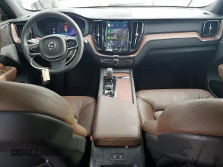 2024 Volvo XC60 Recharge Plug-In Hybrid Plus Dark Theme with VIN YV4H60DL7R1749677, listed as a Copart auction lot 82690254 with 11,789 mi miles and Salvage Title. Bid and sale history available at carsss.com. Image 8.