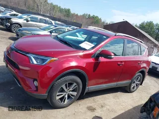 2018 Toyota RAV4 XLE with VIN 2T3RFREVXJW791889, listed as a IAAI auction lot 42021099 with 33,292 mi miles. Bid and sale history available at carsss.com. Image 14.