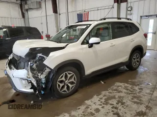 2024 Subaru Forester Premium z VIN JF2SKADC6RH511659, wystawiony jako Copart lot #55260975 z przebiegiem 10 445 mil mil oraz Szkoda całkowita • Salvage title. Historia ofert i sprzedaży dostępna na DreamBid. Obrazek 1.