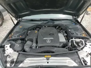 2017 Mercedes-Benz C 300 z VIN WDDWJ4KB0HF334797, wystawiony jako Copart lot #71438745 z przebiegiem 95 342 mil mil oraz Szkoda całkowita • Salvage title. Historia ofert i sprzedaży dostępna na DreamBid. Obrazek 13.