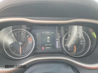 2016 Jeep Cherokee Altitude с VIN 1C4PJMCB7GW210196, выставлен на аукционе Copart как лот 61936175 с пробегом 108 836 миль миль и Списание • Salvage title. История ставок и продаж доступна на DreamBid. Изображение 9.