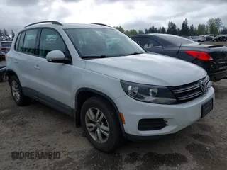 2017 Volkswagen Tiguan S with VIN WVGBV7AX5HK025695, listed as a IAAI auction lot 42071120 with 98,330 mi miles and . Bid and sale history available at DreamBid. Image 1.