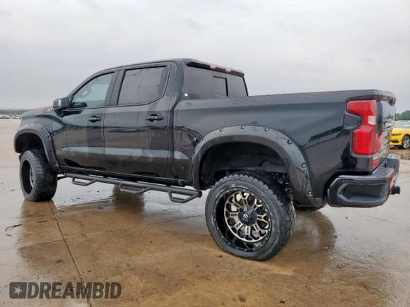 2019 Chevrolet Silverado 1500 RST with VIN 3GCUYEEDXKG166804, listed as a Copart auction lot 57312135 with 49,624 mi miles and Salvage Title. Bid and sale history available at DreamBid. Image 2.