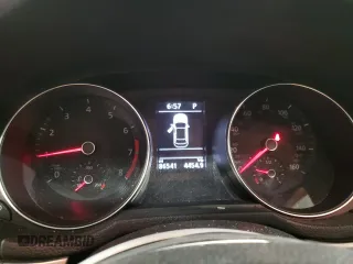 2017 Volkswagen Passat S z VIN 1VWAT7A33HC069690, wystawiony jako Copart lot #44550385 z przebiegiem 86 541 mil mil oraz Szkoda całkowita • Salvage title. Historia ofert i sprzedaży dostępna na DreamBid. Obrazek 9.
