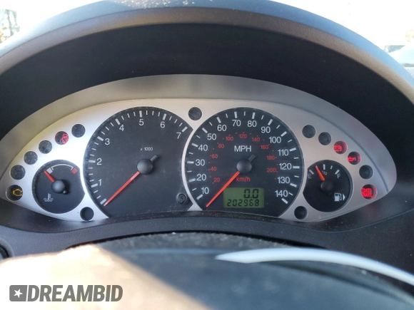 2007 Ford Focus S with VIN 1FAFP37N17W197430, listed as a Copart auction lot 86627924 with 202,968 mi miles and Salvage Title. Bid and sale history available at carsss.com. Image 9.