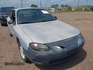 2001 Ford Escort ZX2 z VIN 3FAFP113X1R106886, wystawiony jako IAAI lot #42338391 z przebiegiem 294 951 mil mil oraz . Historia ofert i sprzedaży dostępna na DreamBid. Obrazek 1.