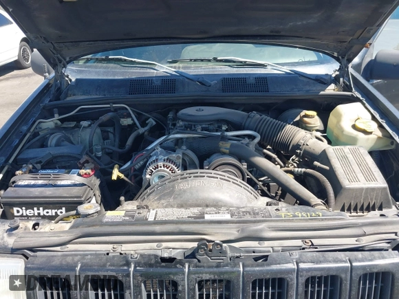 1998 Jeep Grand Cherokee Laredo с VIN 1J4GZ58YXWC135418, выставлен на аукционе IAAI как лот 42305887 с пробегом 260 061 миль миль и . История ставок и продаж доступна на DreamBid. Изображение 10.
