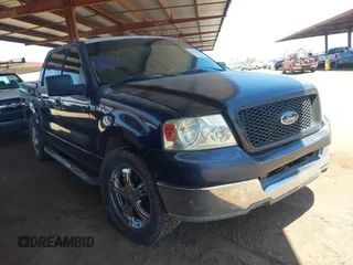2004 Ford F-150 XLT z VIN 1FTRW12W44KD35544, wystawiony jako IAAI lot #42310103 z przebiegiem 253 555 mil mil oraz . Historia ofert i sprzedaży dostępna na DreamBid. Obrazek 1.