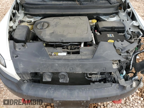 2014 Jeep Cherokee Trailhawk with VIN 1C4PJMBS7EW183855, listed as a Copart auction lot 46143085 with 146,901 mi miles and Salvage Title. Bid and sale history available at DreamBid. Image 12.