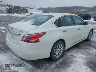 2015 Nissan Altima SL with VIN 1N4AL3AP0FN315097, listed as a IAAI auction lot 41635931 with 104,615 mi miles and . Bid and sale history available at DreamBid. Image 4.