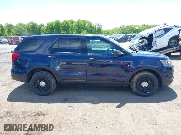 2017 Ford Police Interceptor Utility with VIN 1FM5K8AT1HGC07504, listed as a IAAI auction lot 42283893 with 137,956 mi miles and . Bid and sale history available at DreamBid. Image 13.