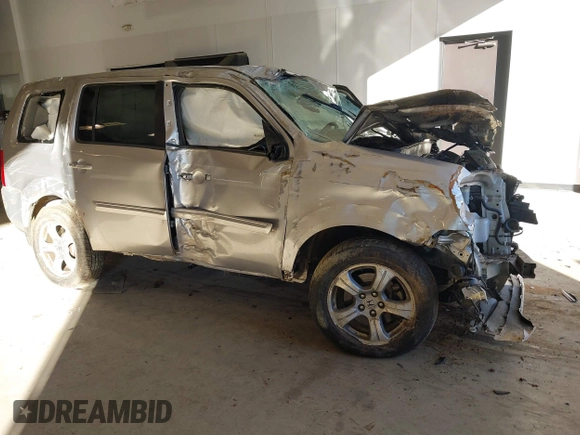2014 Honda Pilot EX-L with VIN 5FNYF3H56EB024735, listed as a IAAI auction lot 41286284 with 101,221 mi miles. Bid and sale history available at carsss.com. Image 6.
