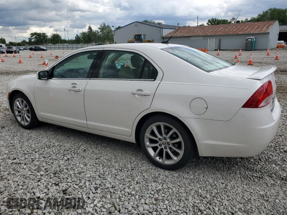 2010 Mercury Milan Premier z VIN 3MEHM0JA6AR631219, wystawiony jako Copart lot #58241505 z przebiegiem 140 037 mil mil oraz Szkody całkowita. Historia ofert i sprzedaży dostępna na DreamBid. Obrazek 2.